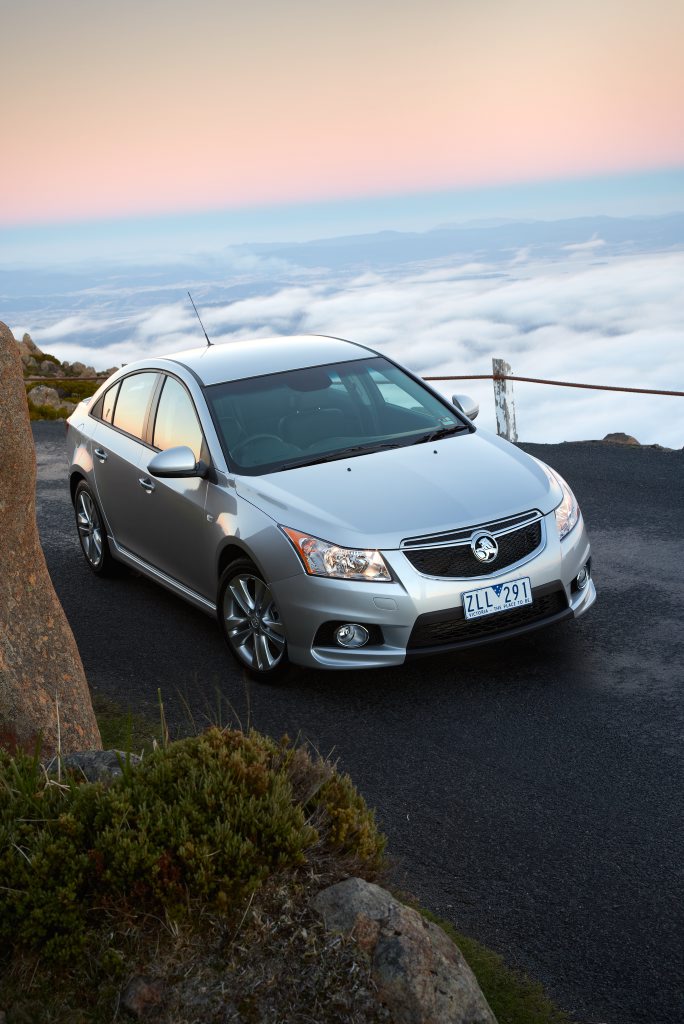 Holden Cruze SRi-V. Holden Cruze SRi-V.